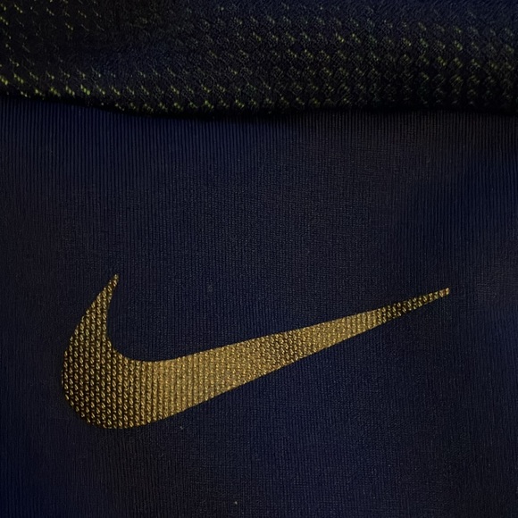 Nike Therma-Fit Hoodie - Picture 9 of 10